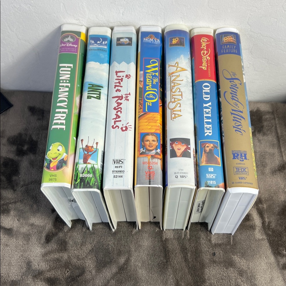 🎬 Vintage VHS Movie Lot | Disney Classics + Family Favorites | Set of 7 🎬